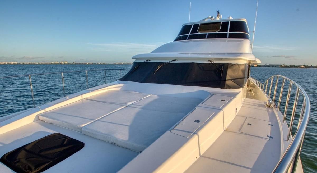 CHASER yacht charter 2