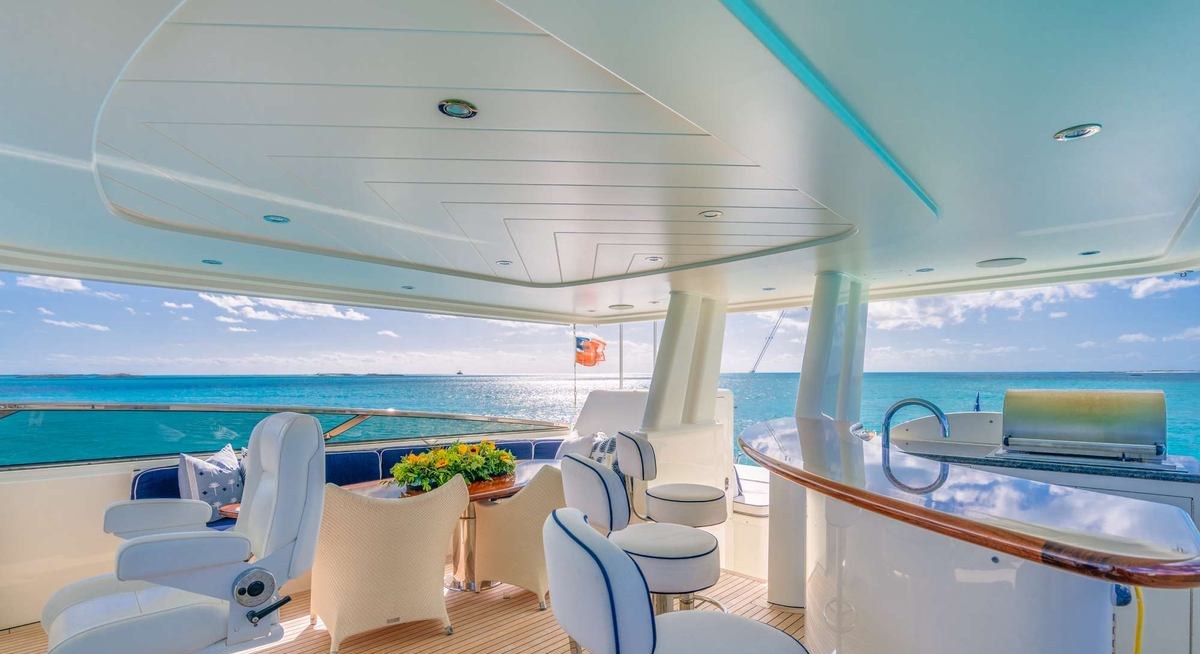 CHERRY BOMB yacht charter 3