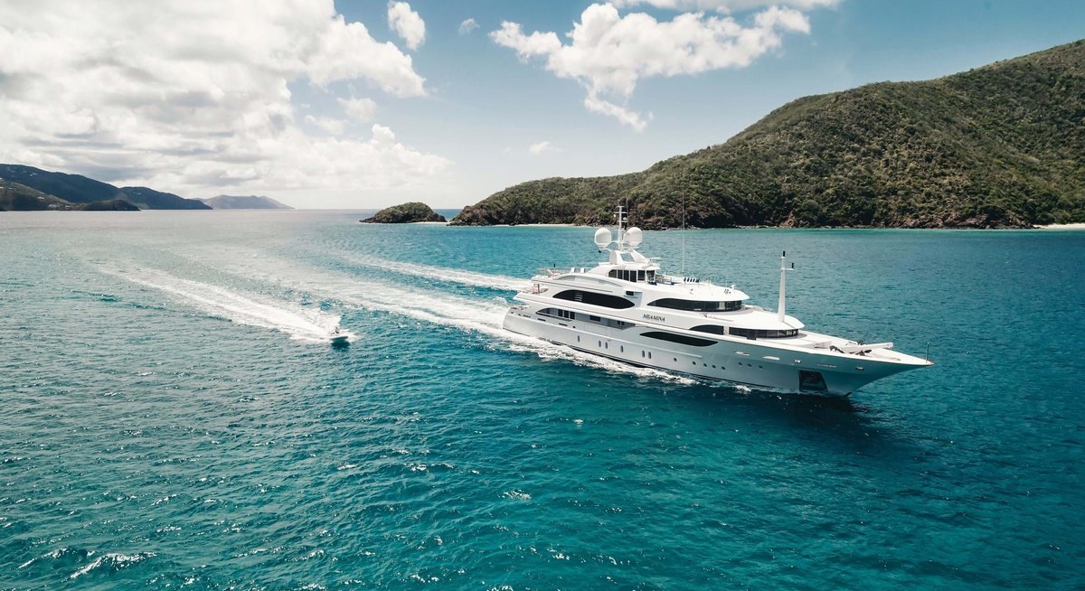 CHRISTINA V yacht charter 5