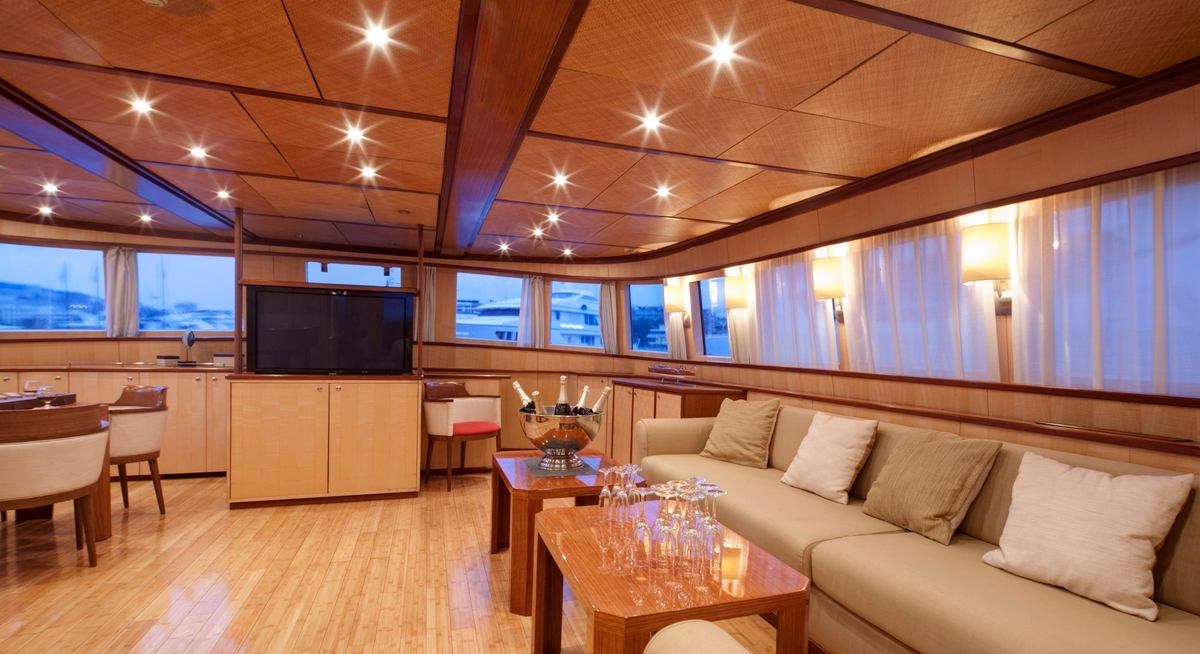 CLARA ONE yacht charter 5