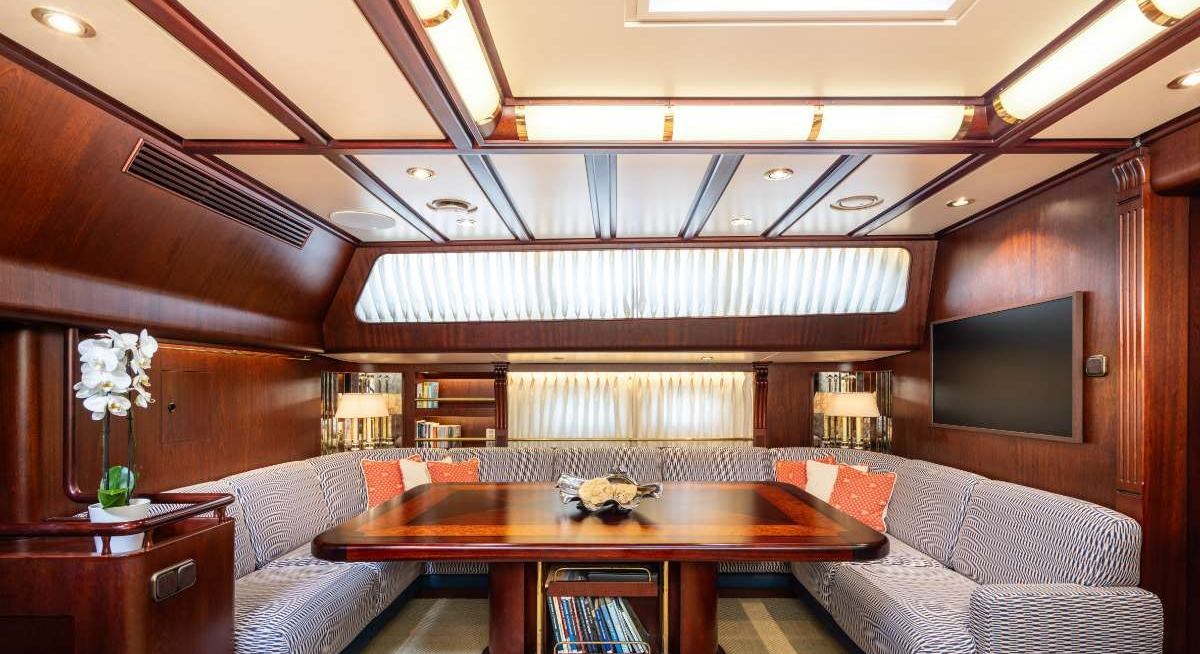 COLOMBAIO yacht charter 4