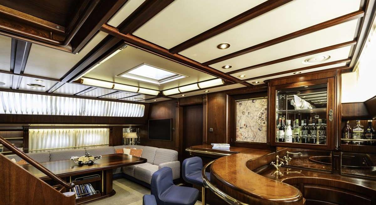 COLOMBAIO yacht charter 5