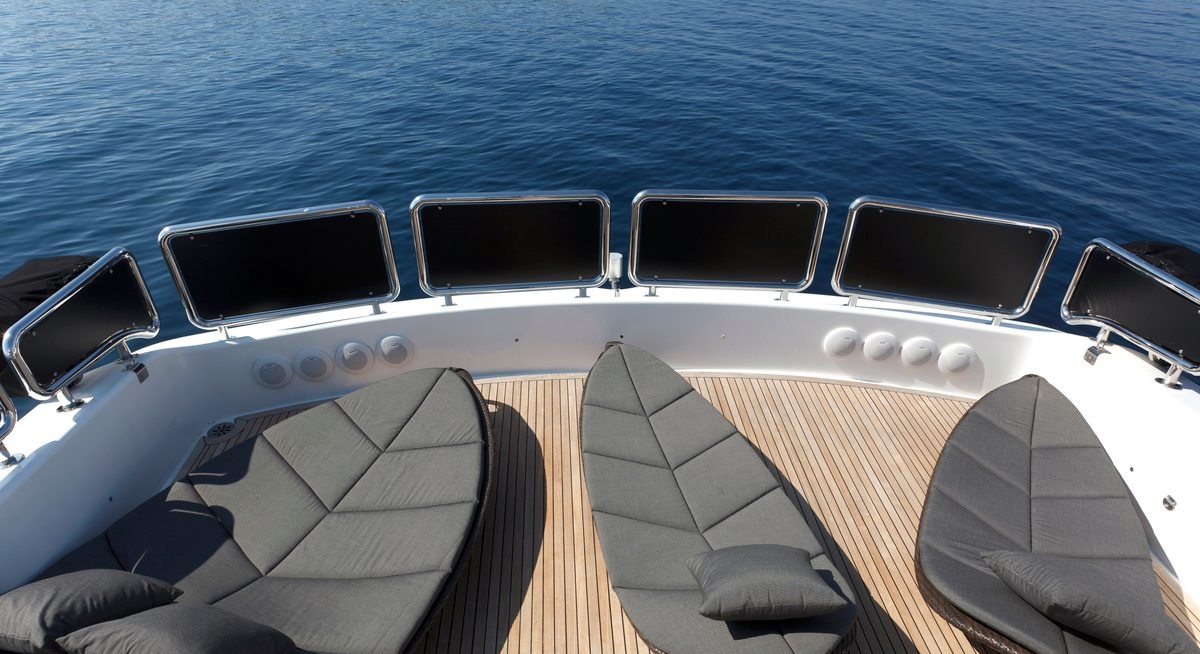 CONTE ALBERTI yacht charter 3