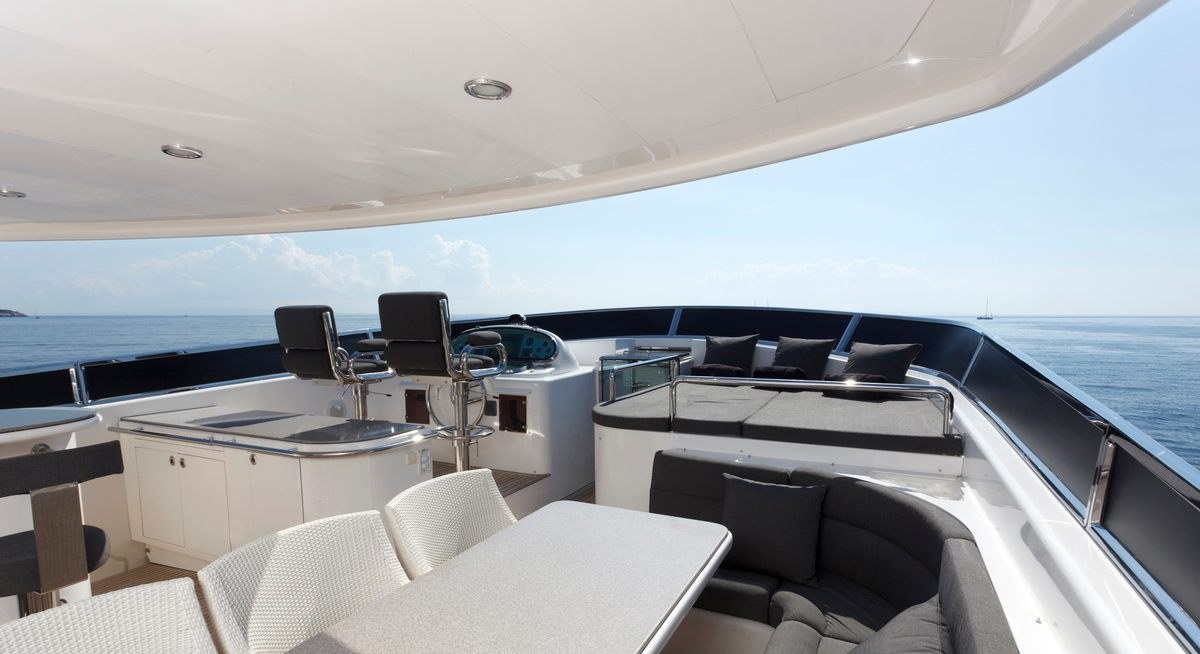 CONTE ALBERTI yacht charter 5