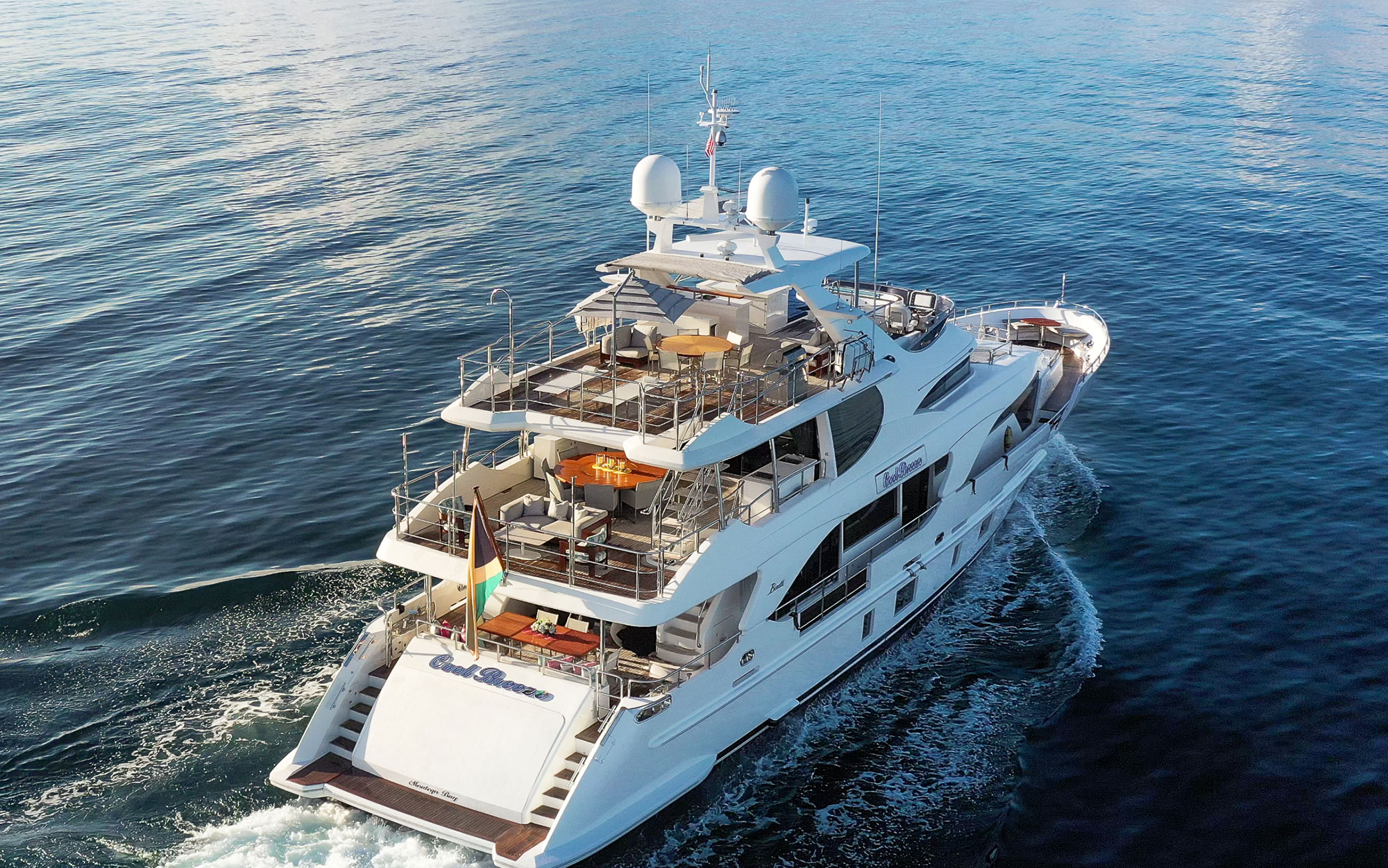 COOL BREEZE yacht charter 2
