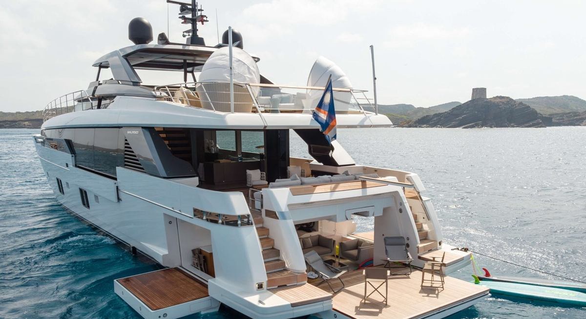 COOL yacht charter 5