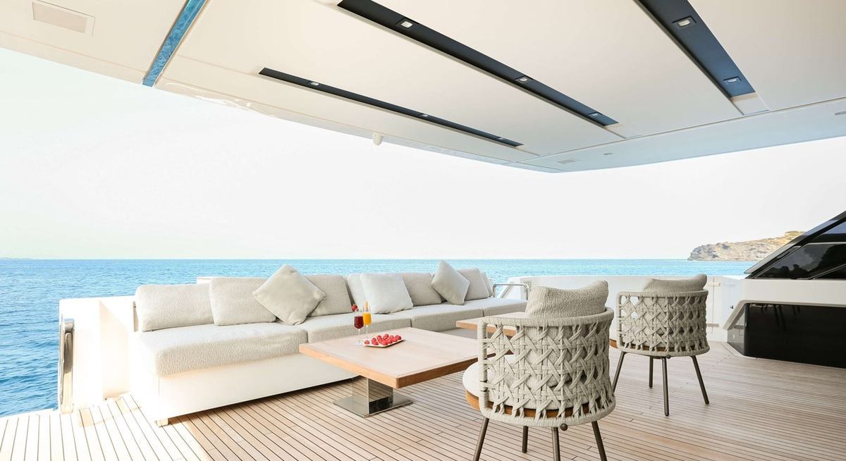 COOL yacht charter 4
