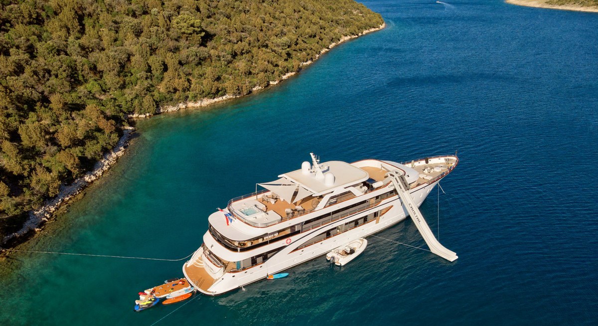 CRISTAL yacht charter 5
