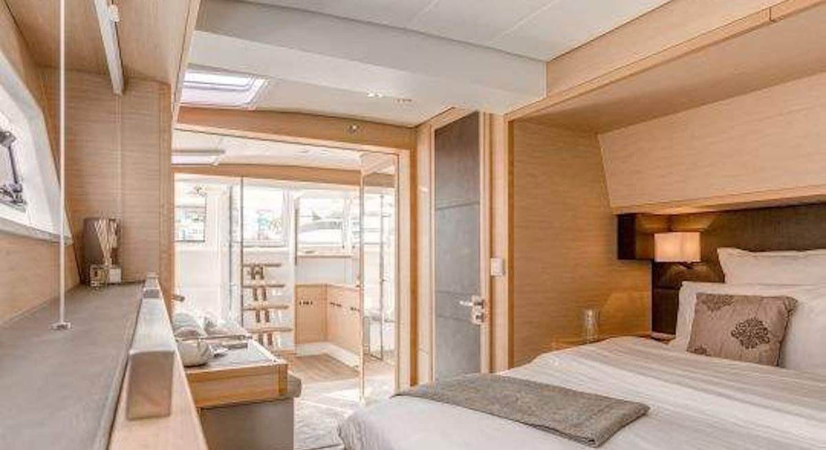 CUTE LITTLE CAT yacht charter 5