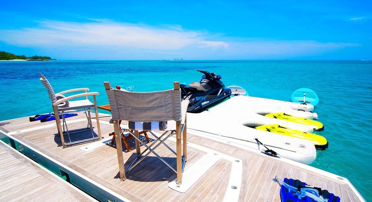 DADDY'S $ yacht charter 3