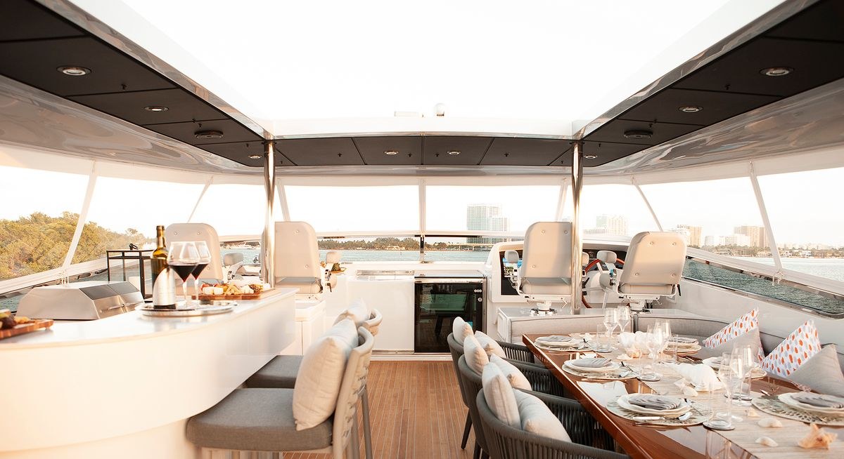 DADDY yacht charter 3