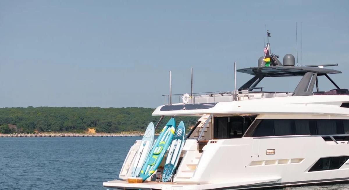DATE NIGHT yacht charter 5