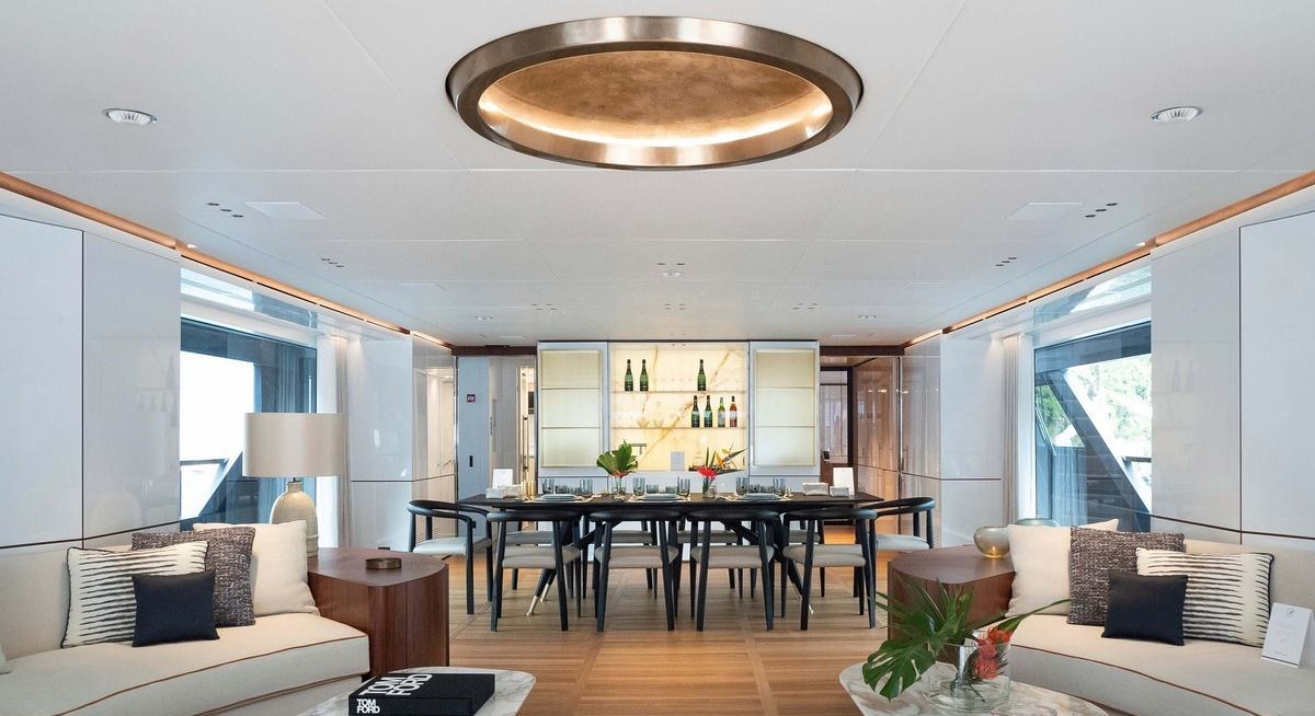 DEBRA ONE yacht charter 5