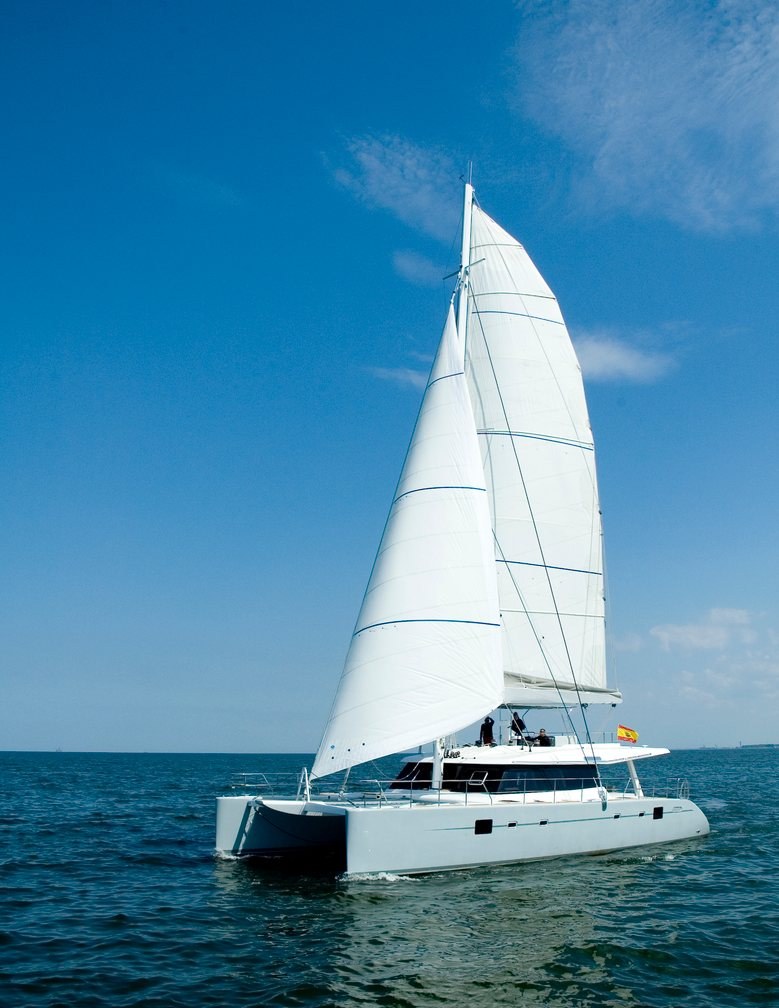 DEPENDE IV YACHT CHARTER yacht charter