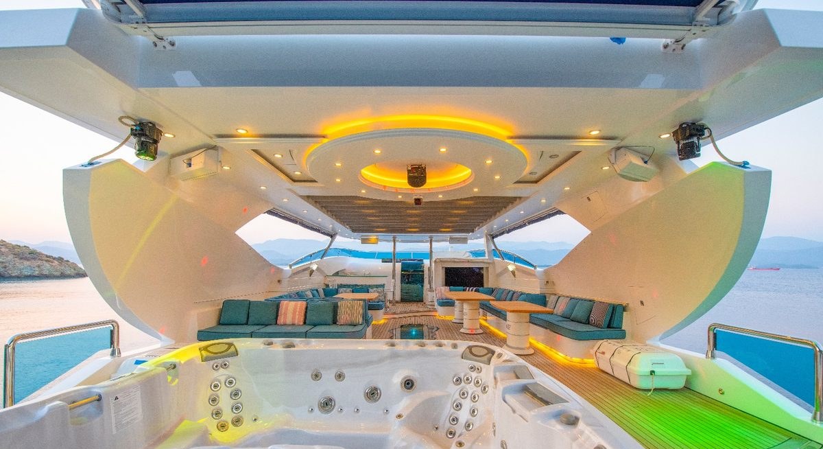 DESTINY yacht charter 3