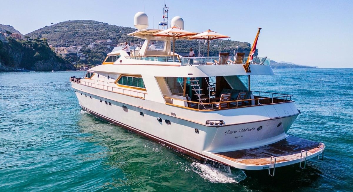 DISCO VOLANTE yacht charter 5