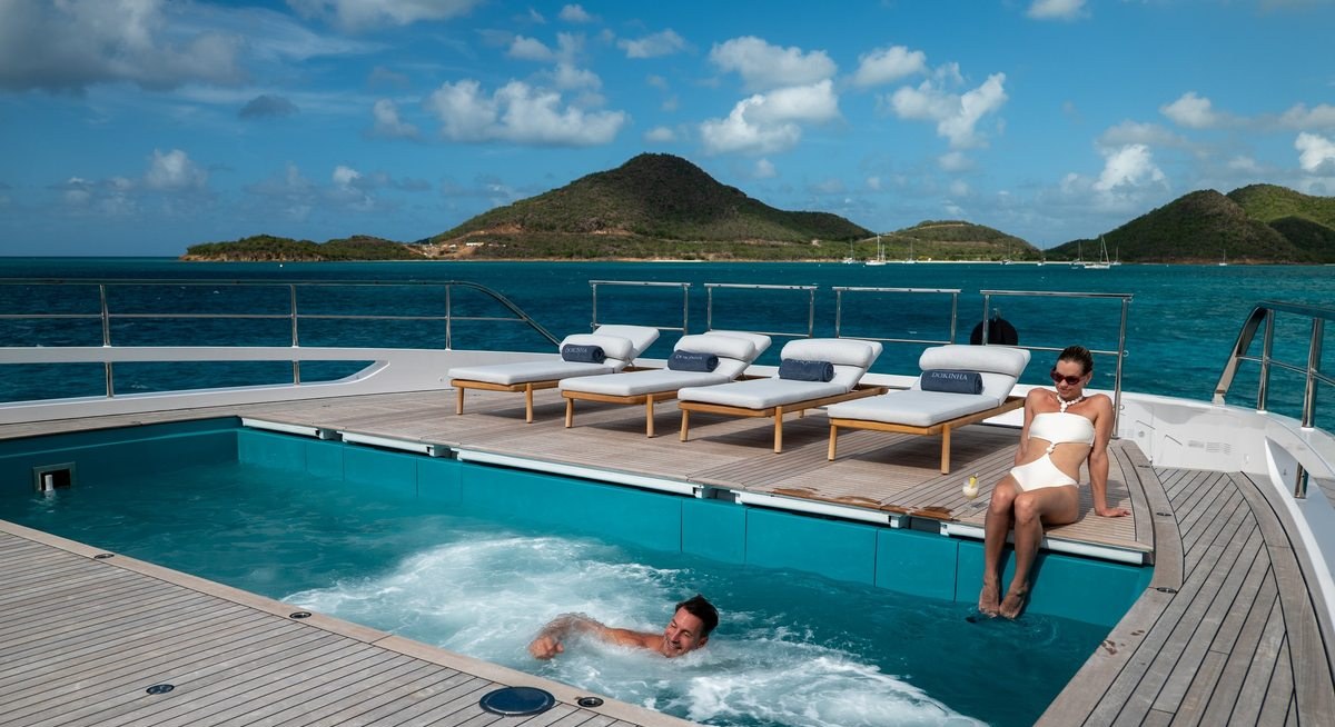 DOKINHA yacht charter 4