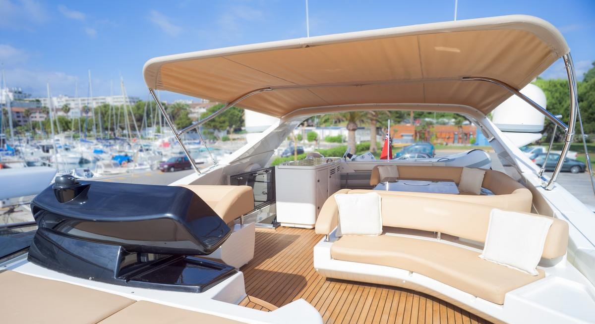 DOLCE MIA yacht charter 3