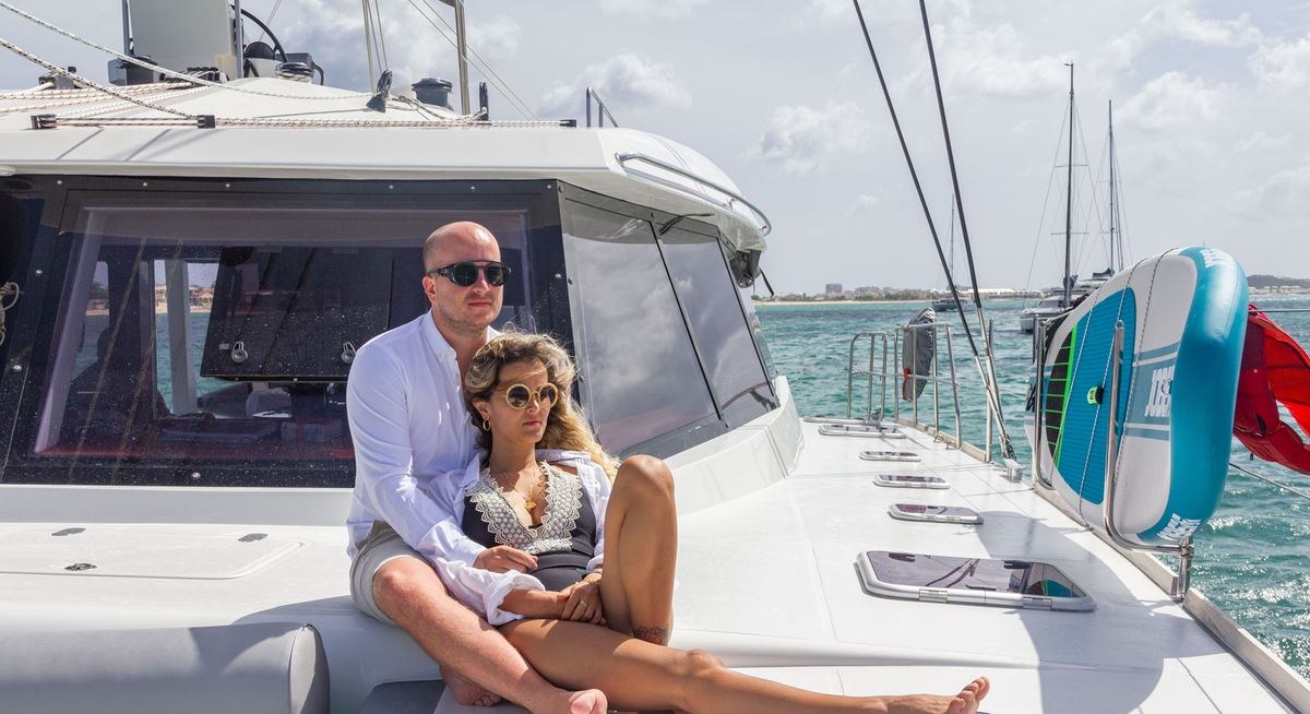 DOLCEVITACAT yacht charter 4
