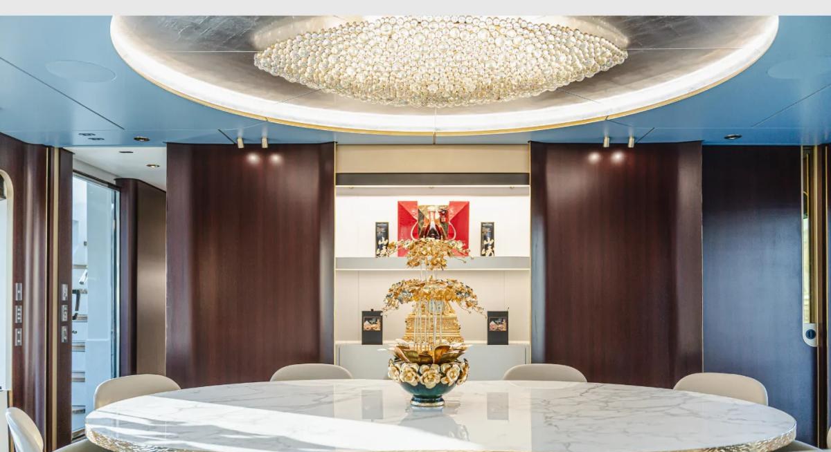 DONG HAI yacht charter 5