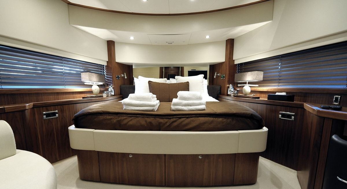 DONIZETTI yacht charter 2