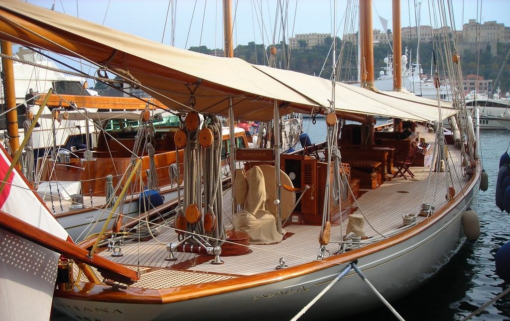DORIANA yacht charter 2
