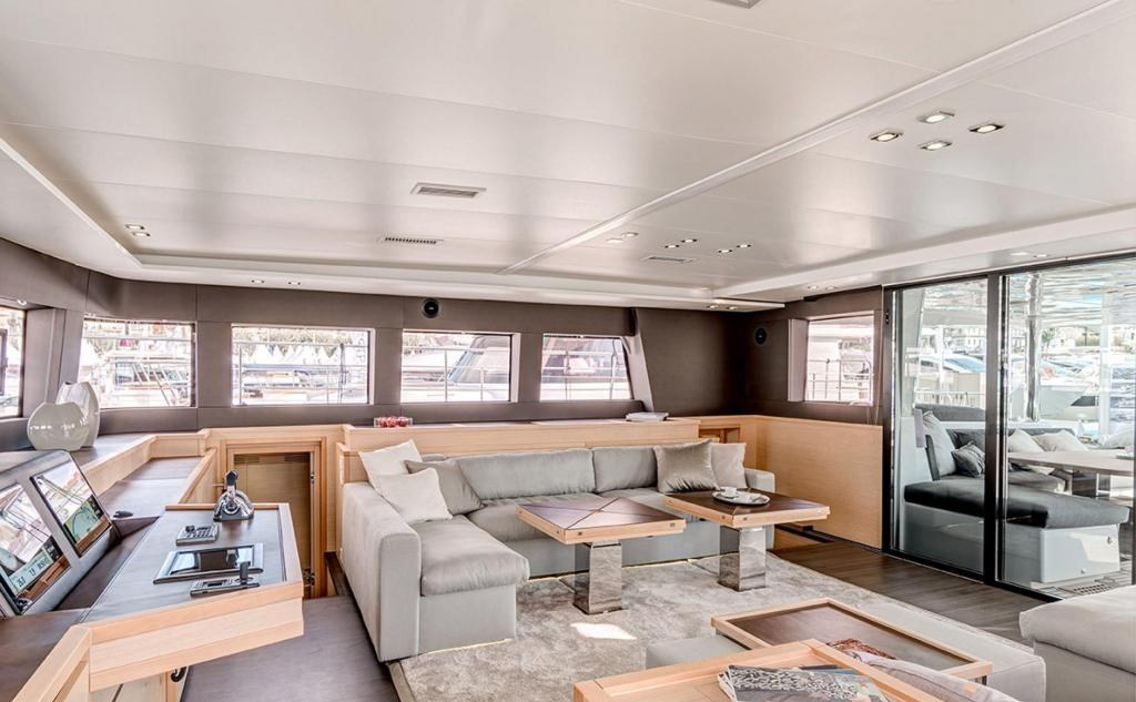 DRAGO yacht charter 2
