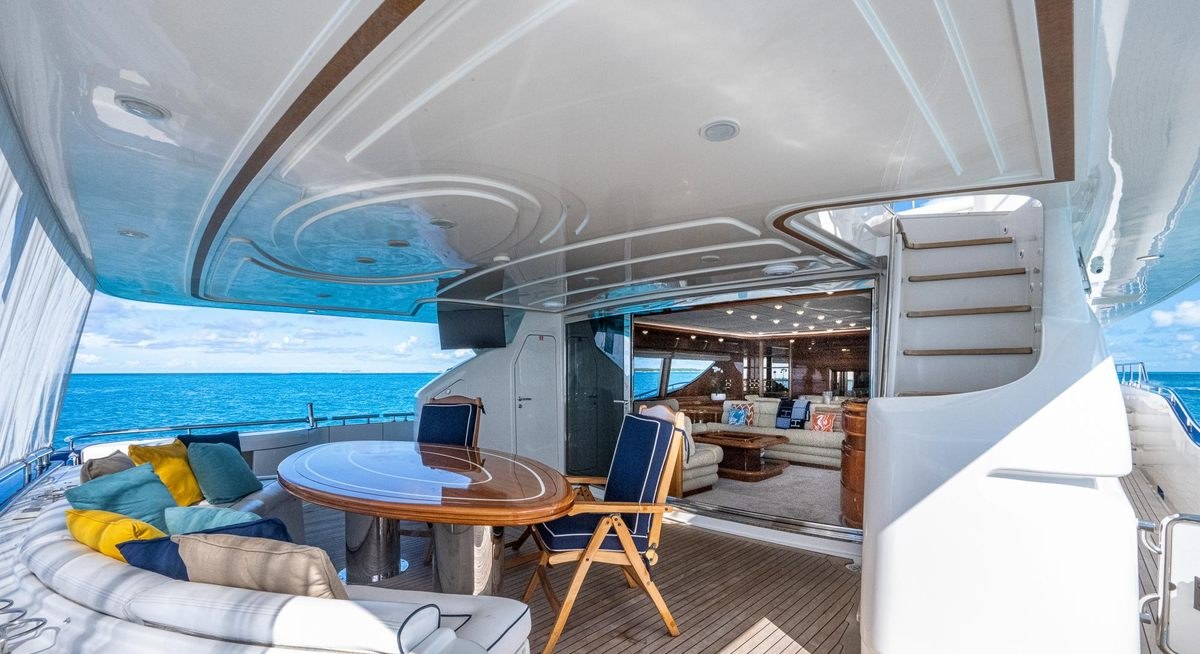 DREAMCHASER yacht charter 4