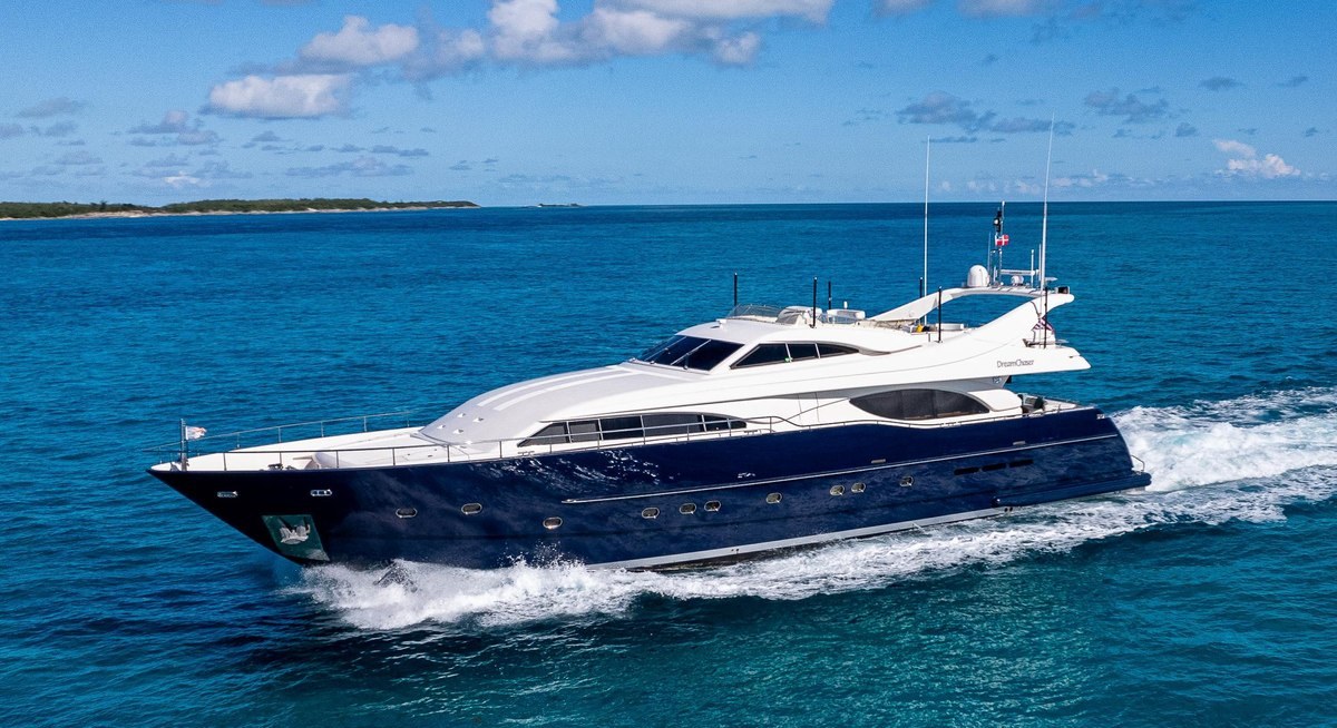 DREAMCHASER yacht charter 1