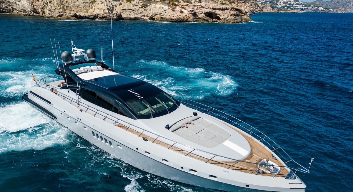 DRIFT yacht charter 2
