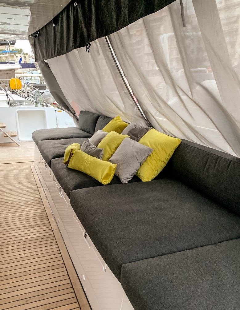 DUOLIFE yacht charter 5
