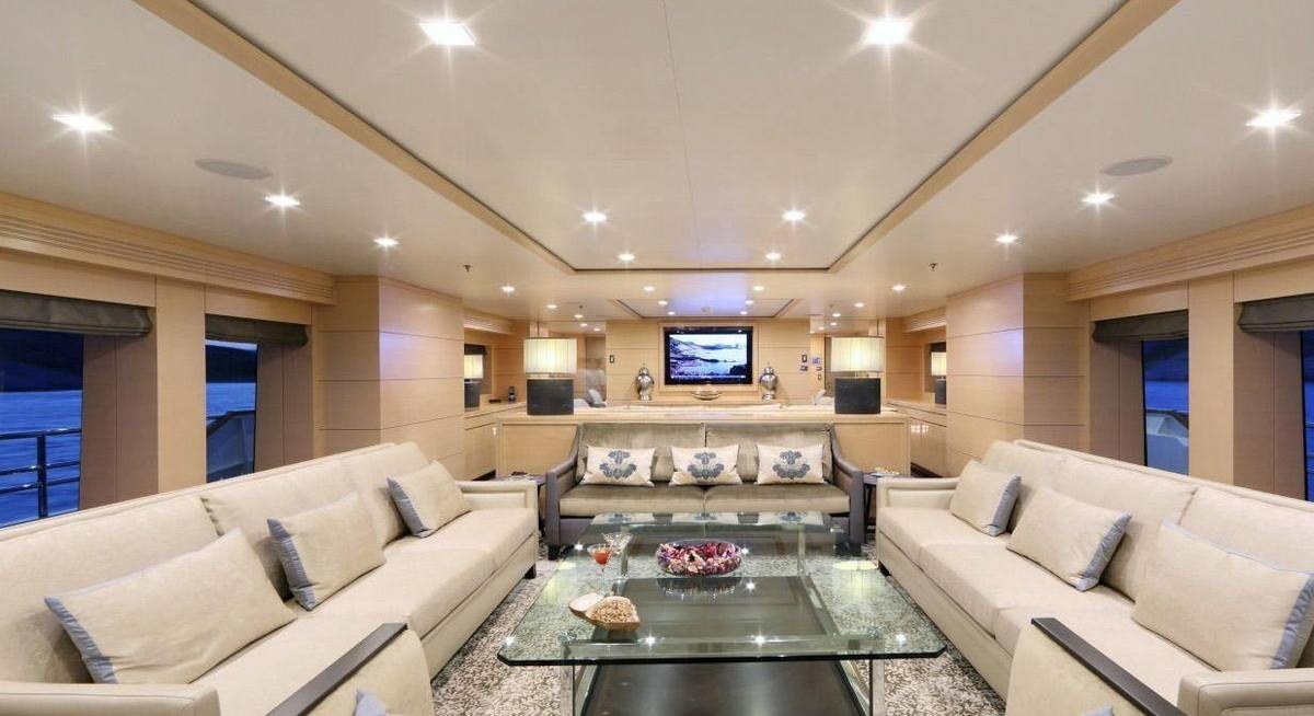 EGO yacht charter 4