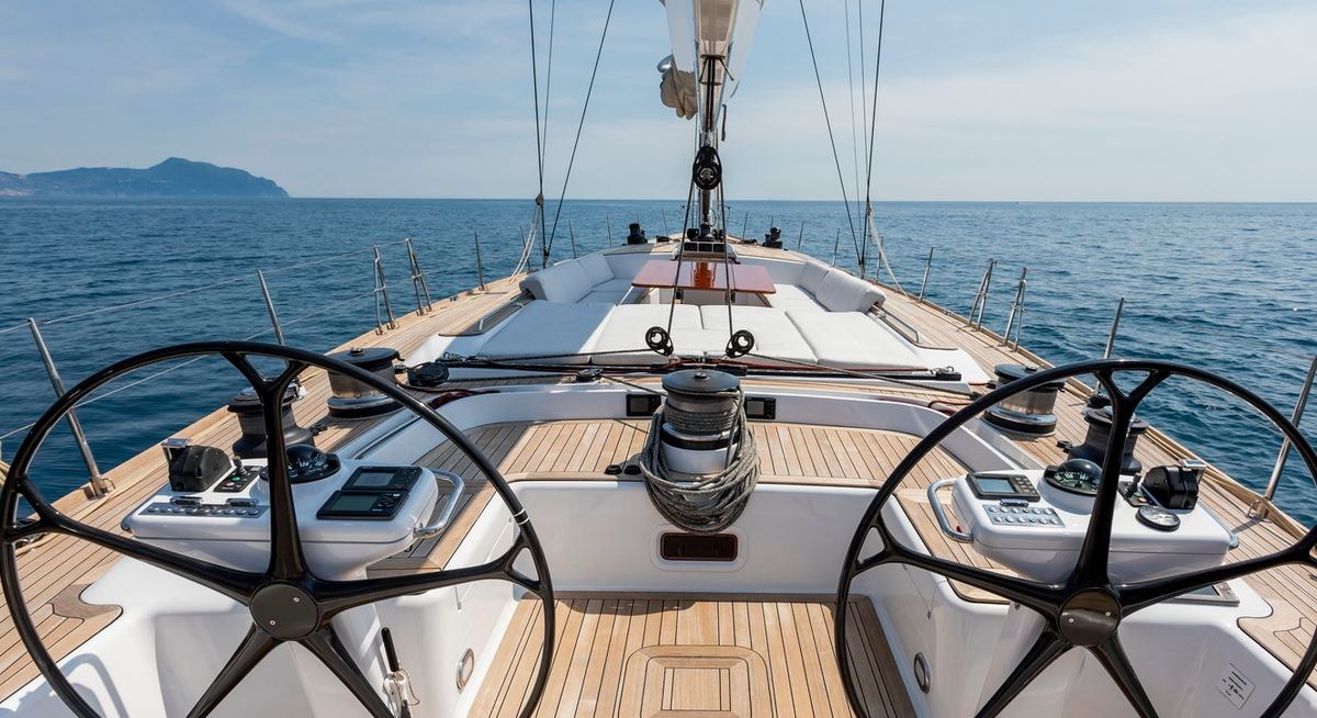ELISE WHISPER yacht charter 2