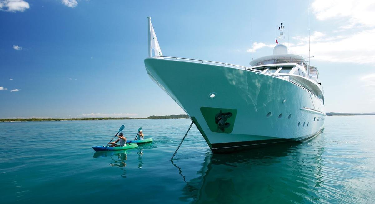 EMERALD LADY yacht charter 2