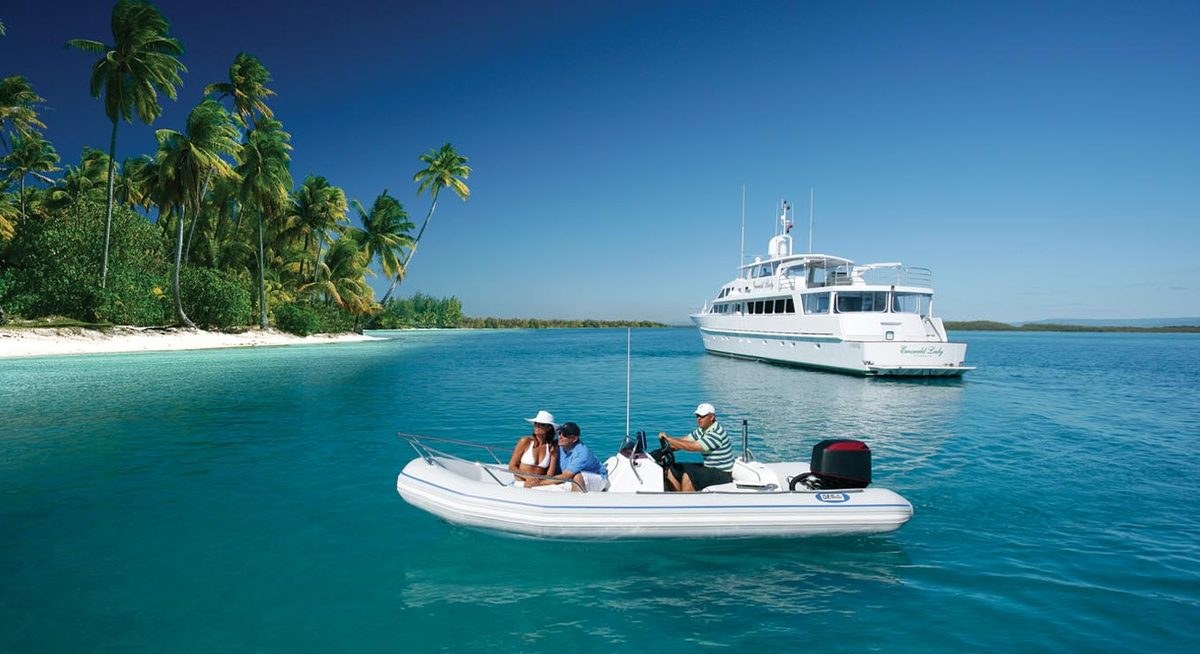 EMERALD LADY yacht charter 4
