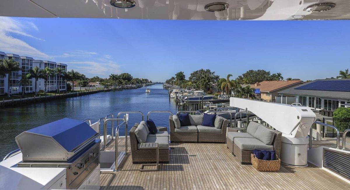 EMPRESS yacht charter 2