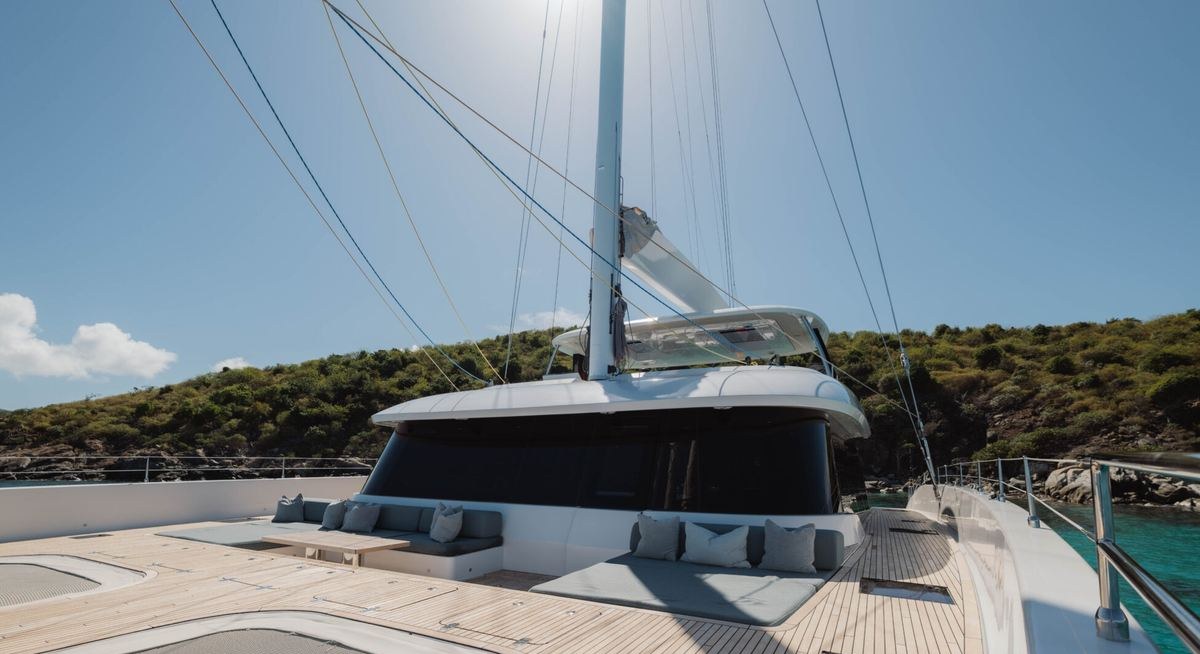 ENTRE4 yacht charter 2