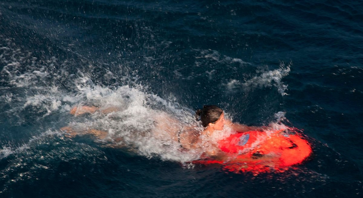 ENZO yacht charter 3