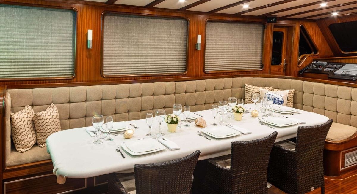 ESTRELLA DE MAR yacht charter 5