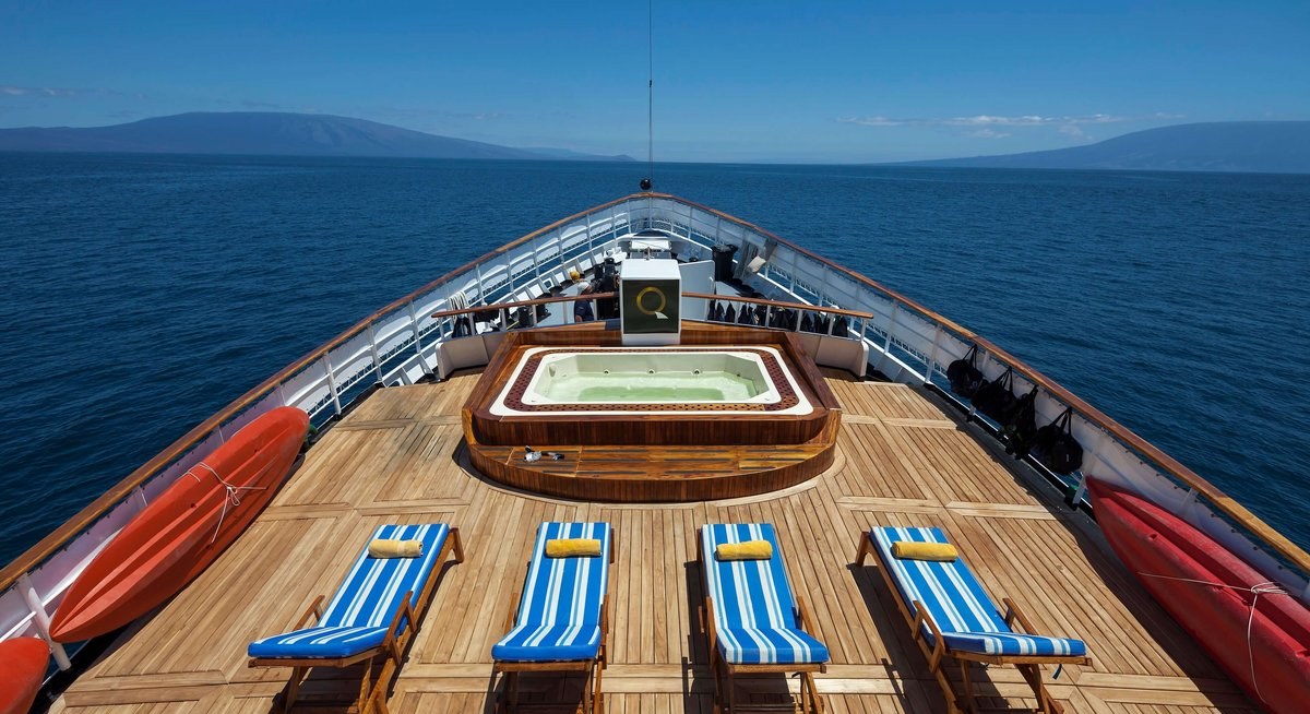 EVOLUTION yacht charter 2