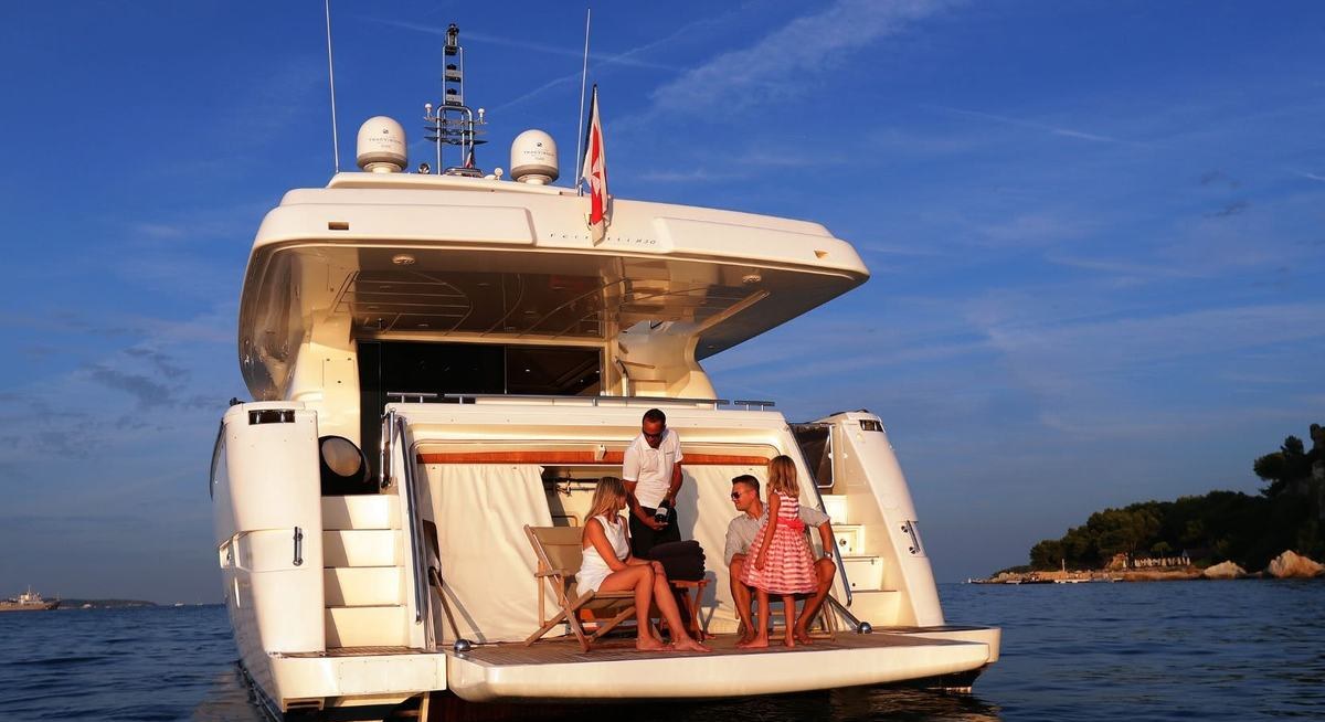 FELINA yacht charter 2