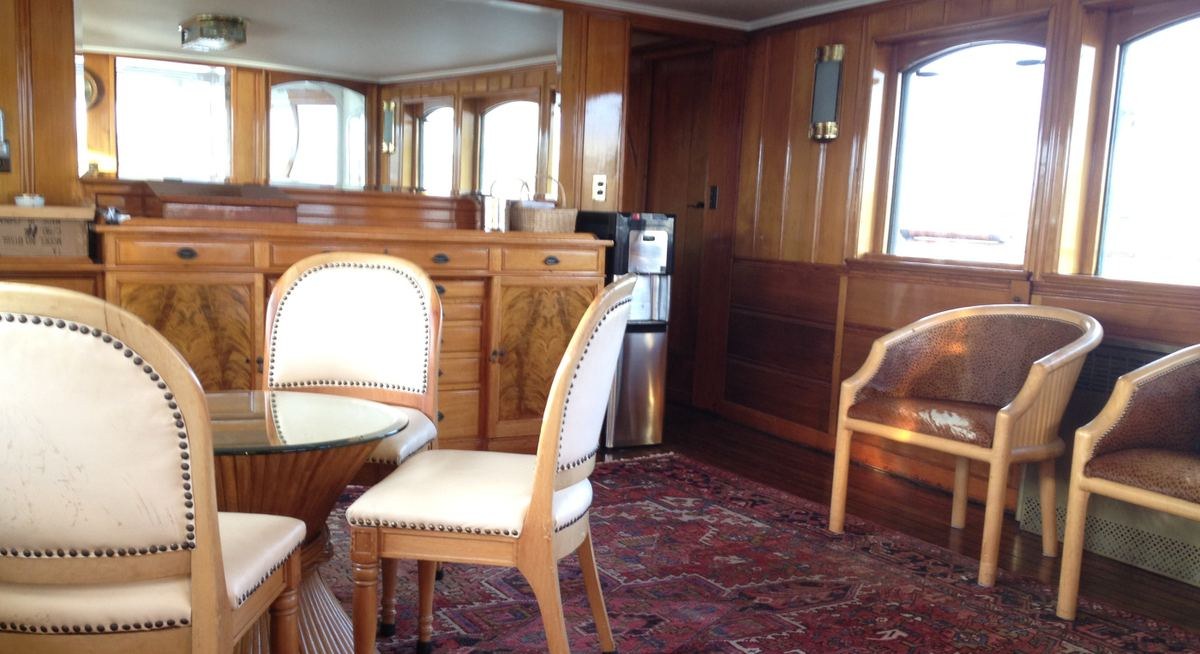 FIFER yacht charter 4
