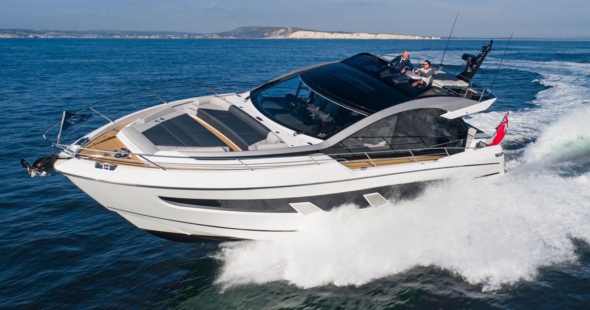 FIVE II yacht charter 1
