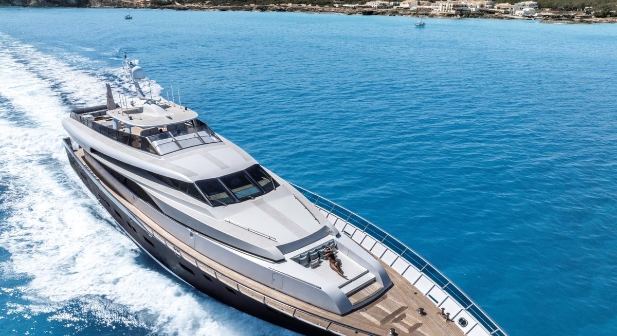 FONERS yacht charter 2