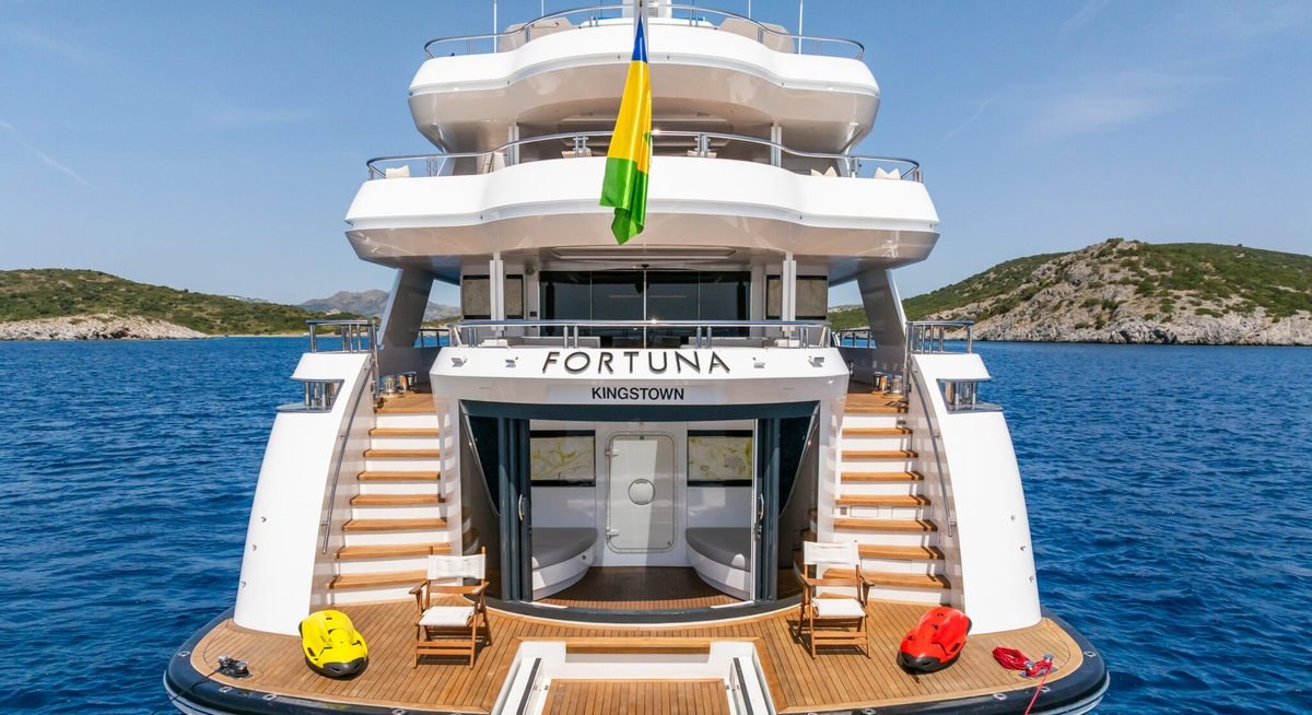 FORTUNA yacht charter 5