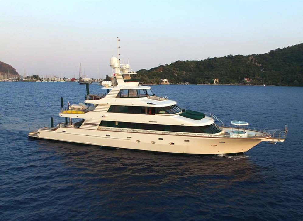 FORTY LOVE yacht charter 1