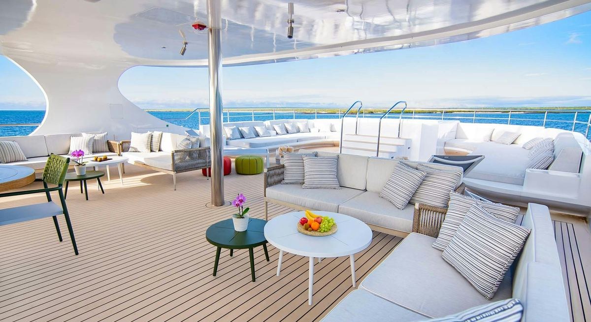 FREDDY'S LEGACY yacht charter 4