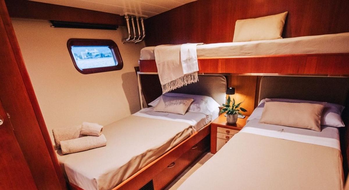 FREE AT LAST yacht charter 5