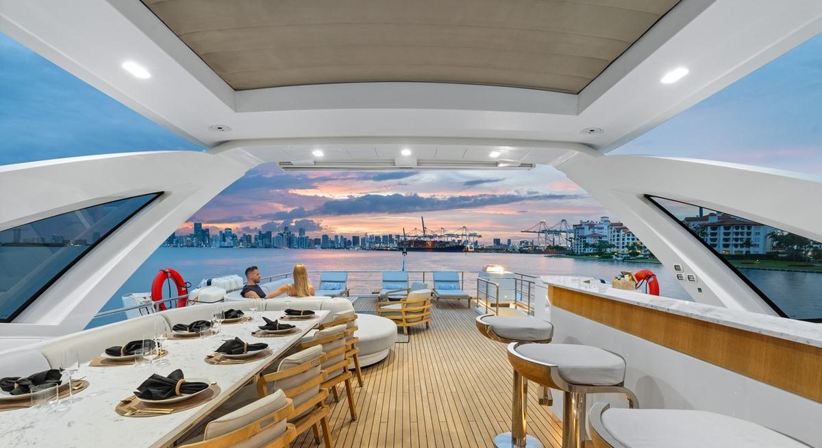 FREEDOME yacht charter 3
