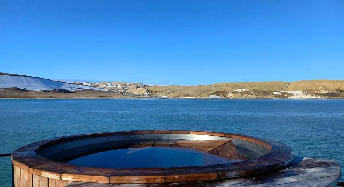 FREYA yacht charter 2